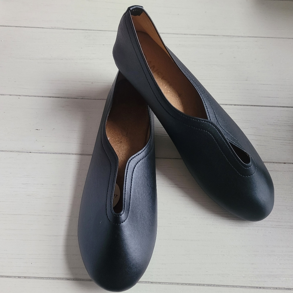 Danskin Live Black Slip On Ballet Flats 7 NWT